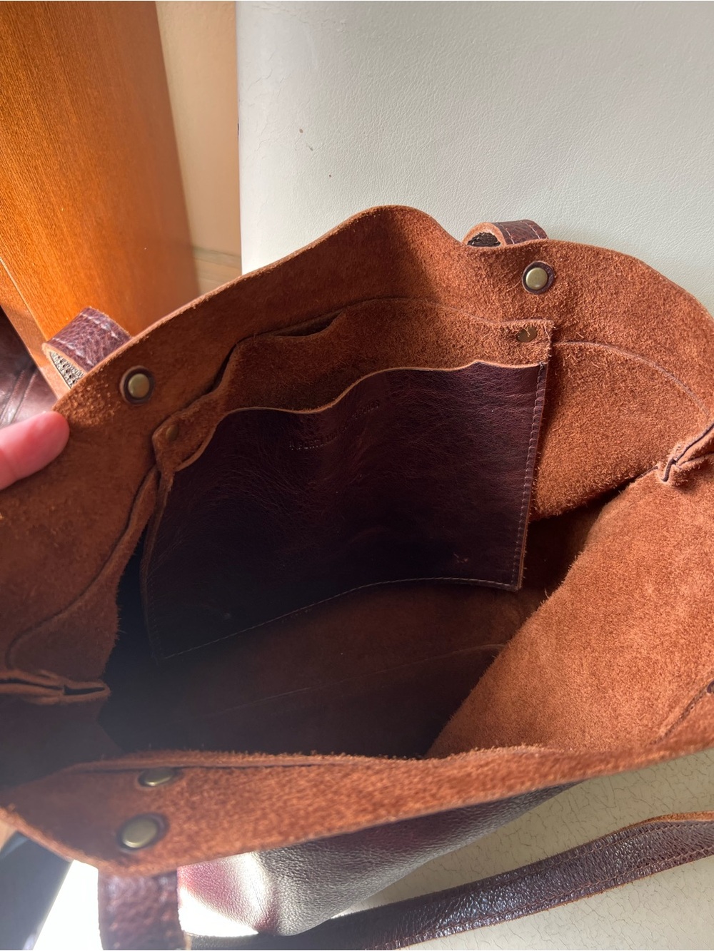 Portland Leather Montana Tote in Cold Brew - Picture 8 of 10